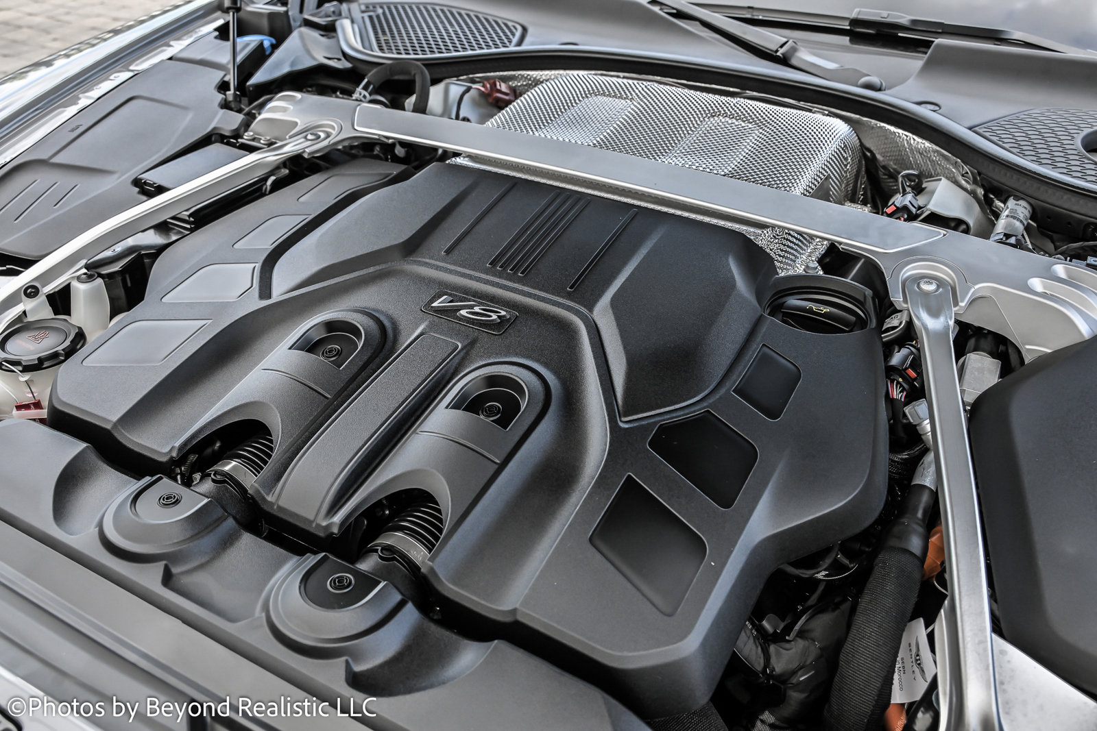 New 2025 Bentley Flying Spur Plug-In Hybrid image 18