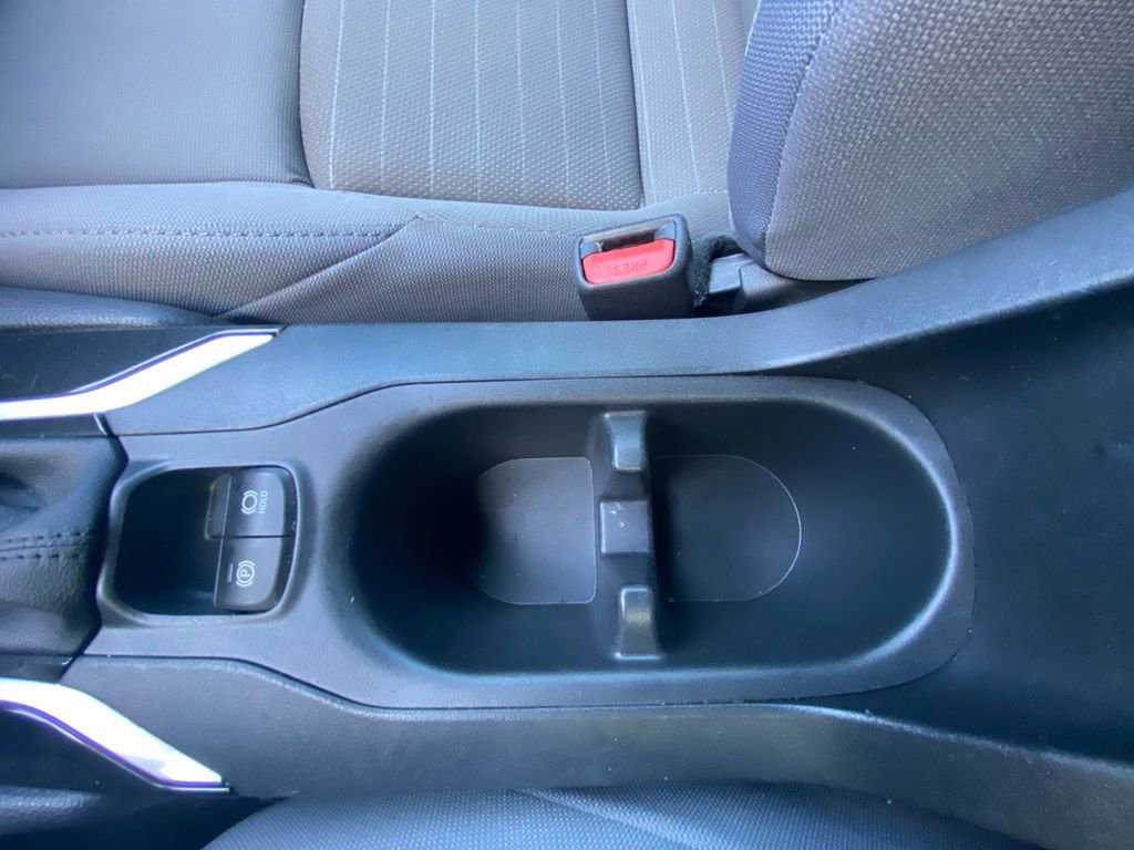 Used 2024 Toyota Corolla Cross AWD Hybrid w/ Moonroof Package image 24