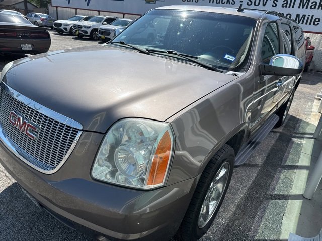 Used 2013 GMC Yukon XL SLE w/ Convenience Package