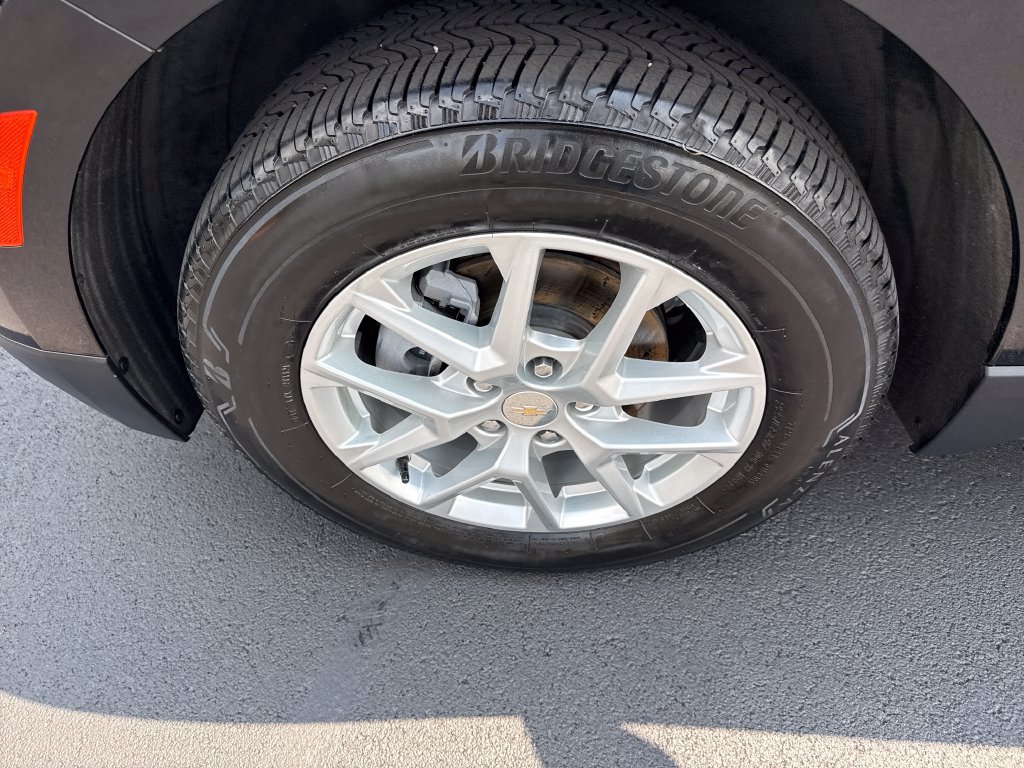 Used 2024 Chevrolet Equinox LT AWD/4WD image 37