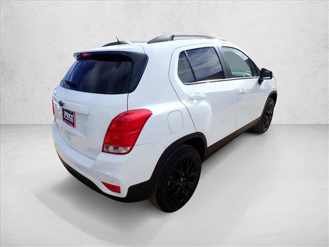 Used 2022 Chevrolet Trax LT w/ Driver Confidence Package image 4