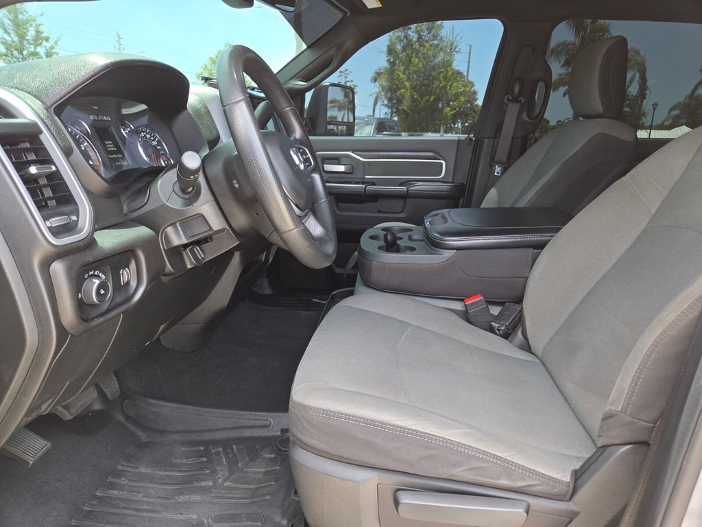 Used 2023 RAM 3500 Big Horn w/ Protection Group AWD/4WD image 27