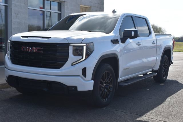 Used 2022 GMC Sierra 1500 Elevation w/ Elevation Premium Package AWD/4WD image 14