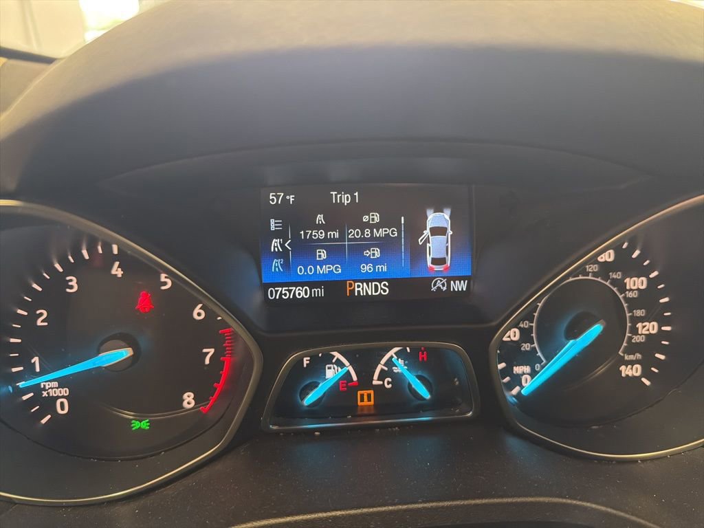 Used 2018 Ford Escape SE AWD/4WD image 3