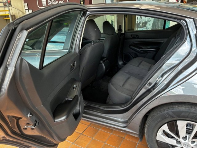 Used 2024 Nissan Altima 2.5 S FWD image 25