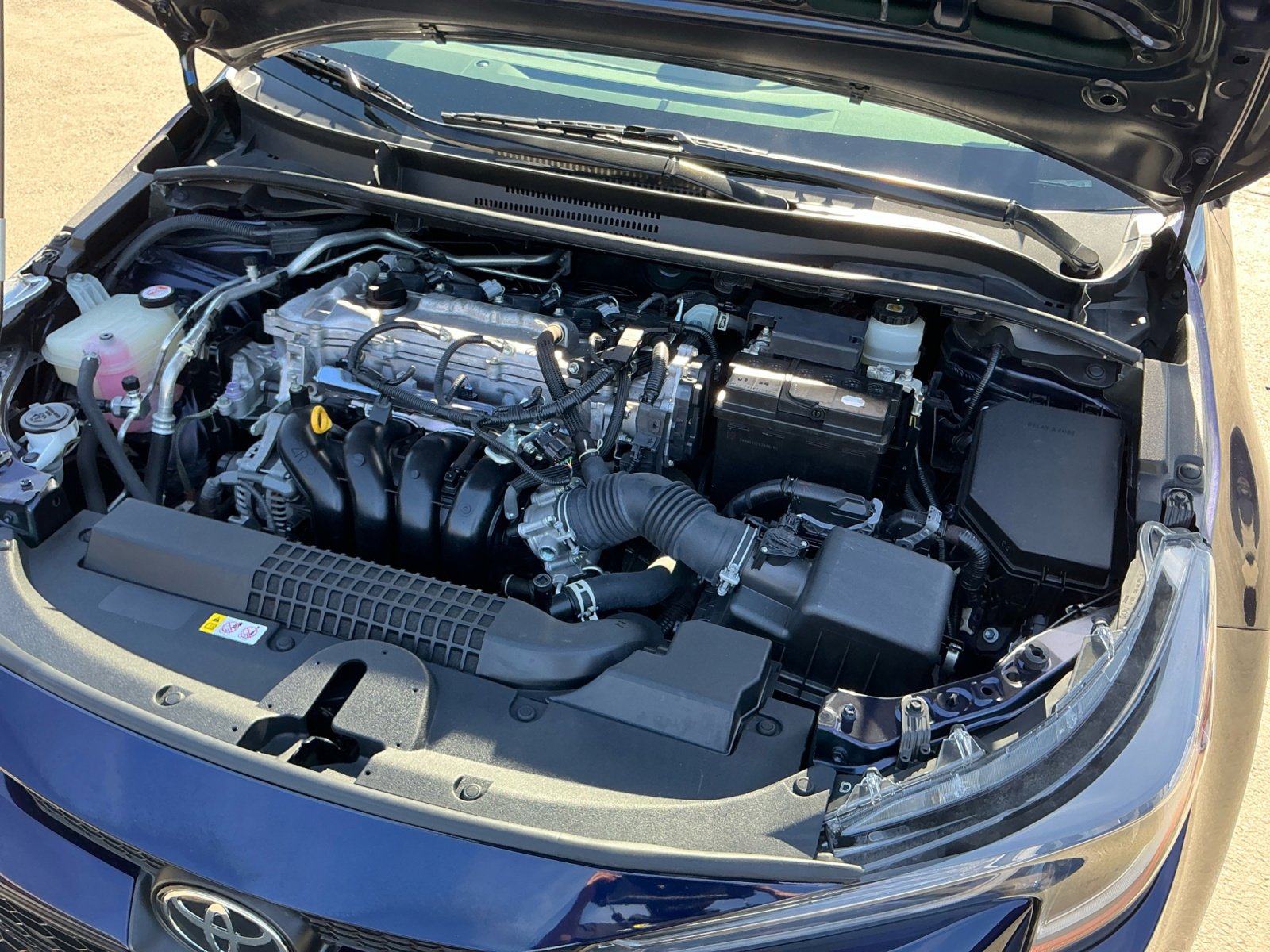 Used 2021 Toyota Corolla LE w/ Carpet Mat Package (TMS) image 21