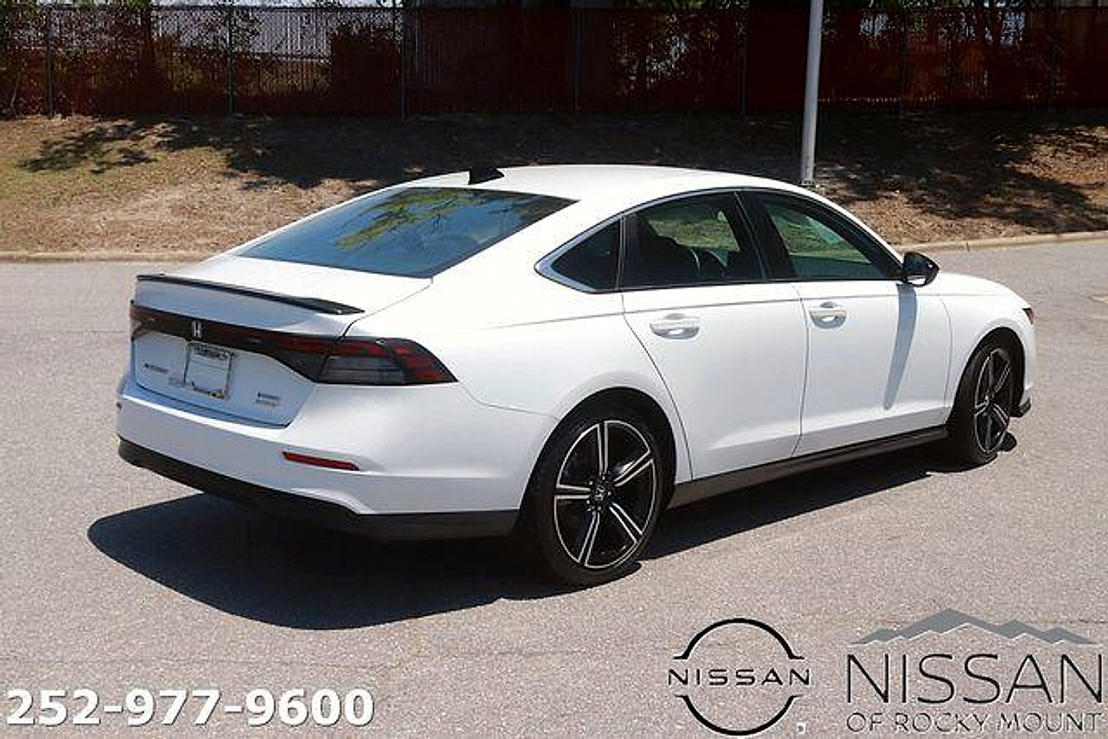 Used 2024 Honda Accord Sport image 5