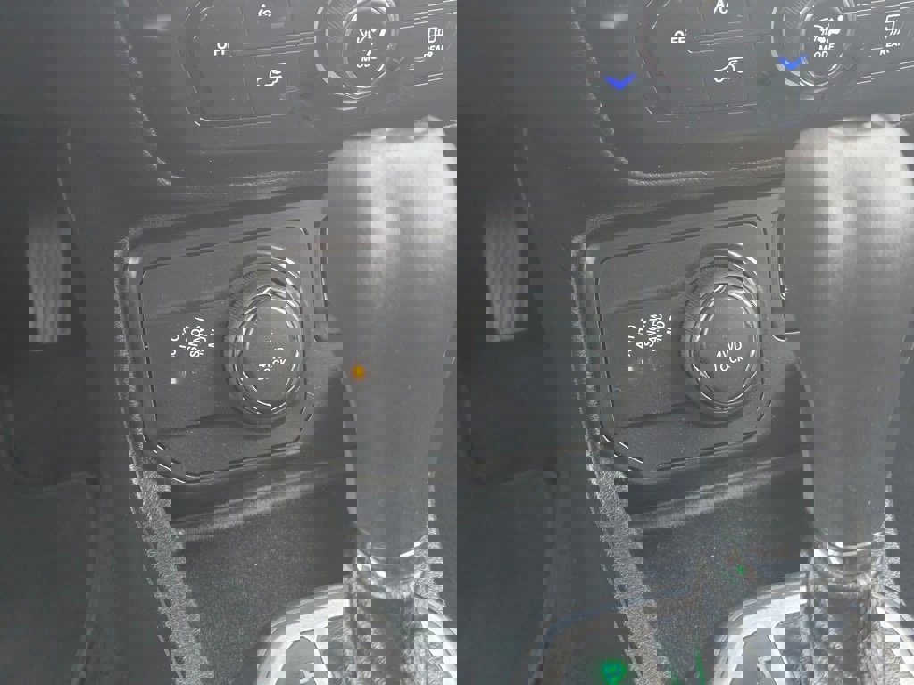 Used 2021 Jeep Renegade Latitude w/ Luxury Group I image 15