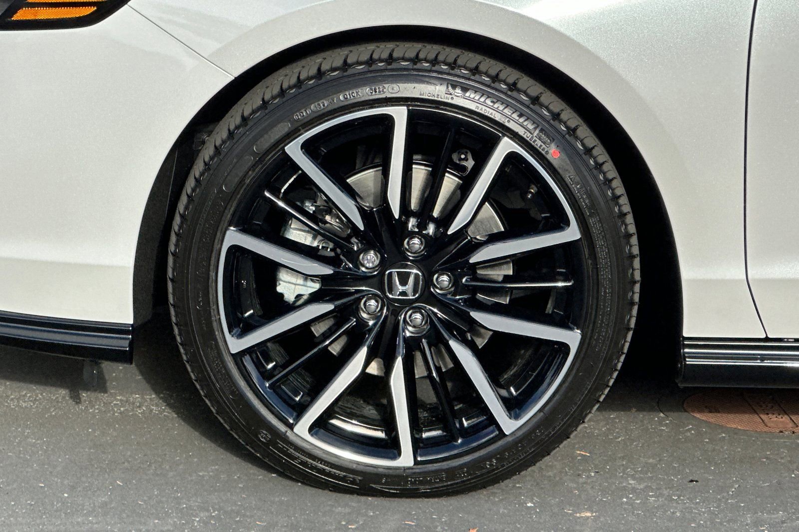 New 2025 Honda Accord Touring image 32