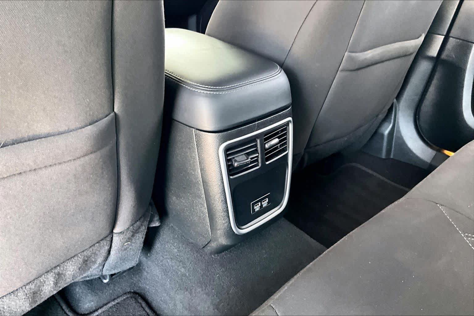 Used 2023 Dodge Charger SXT RWD image 33