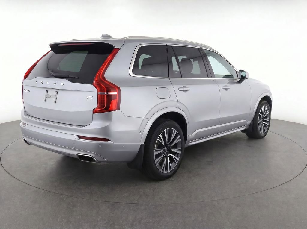 Used 2020 Volvo XC90 T5 Momentum FWD image 4