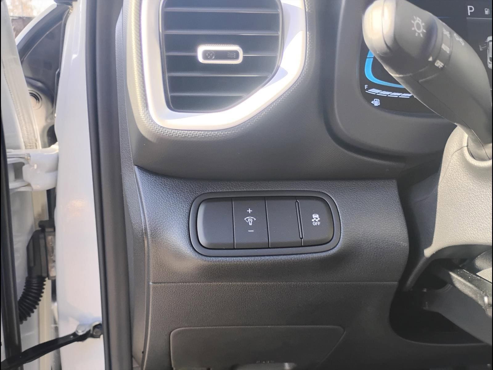 New 2026 Hyundai Venue SEL FWD image 20