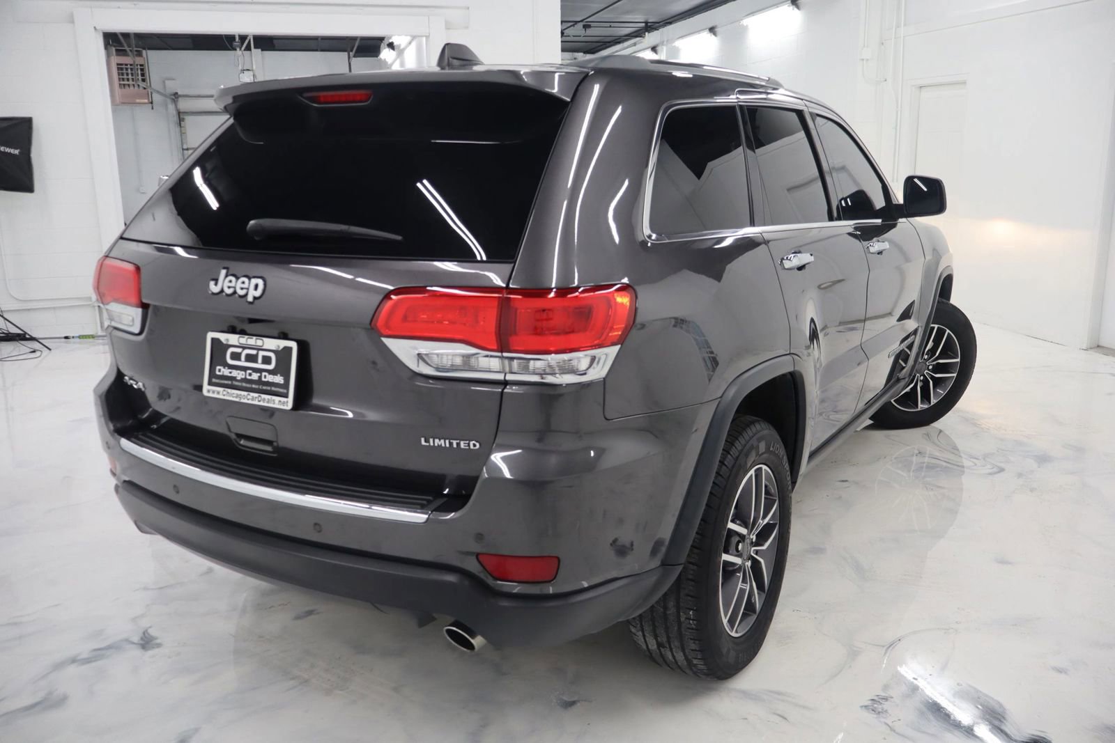 Used 2019 Jeep Grand Cherokee Limited image 8