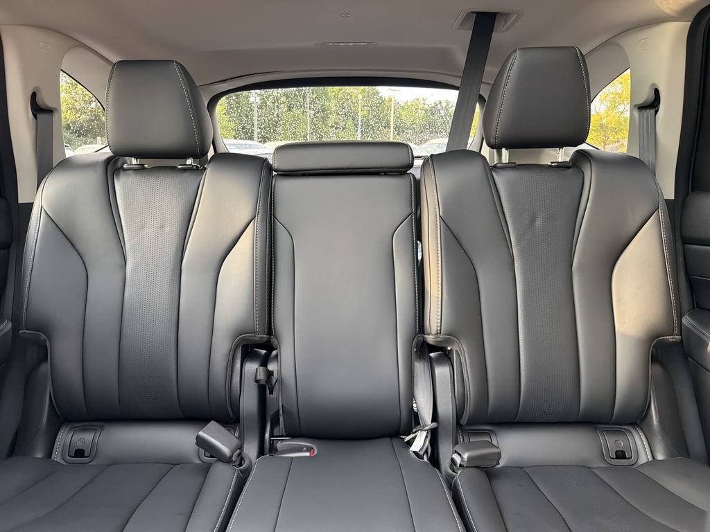 Used 2026 Acura MDX w/ Technology Package FWD image 28
