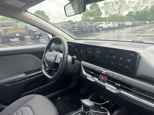 Used 2025 Kia K4 EX FWD image 16