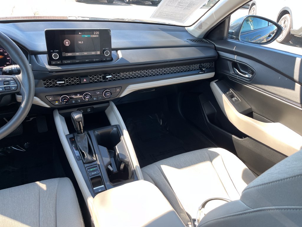 Certified 2023 Honda Accord EX image 44
