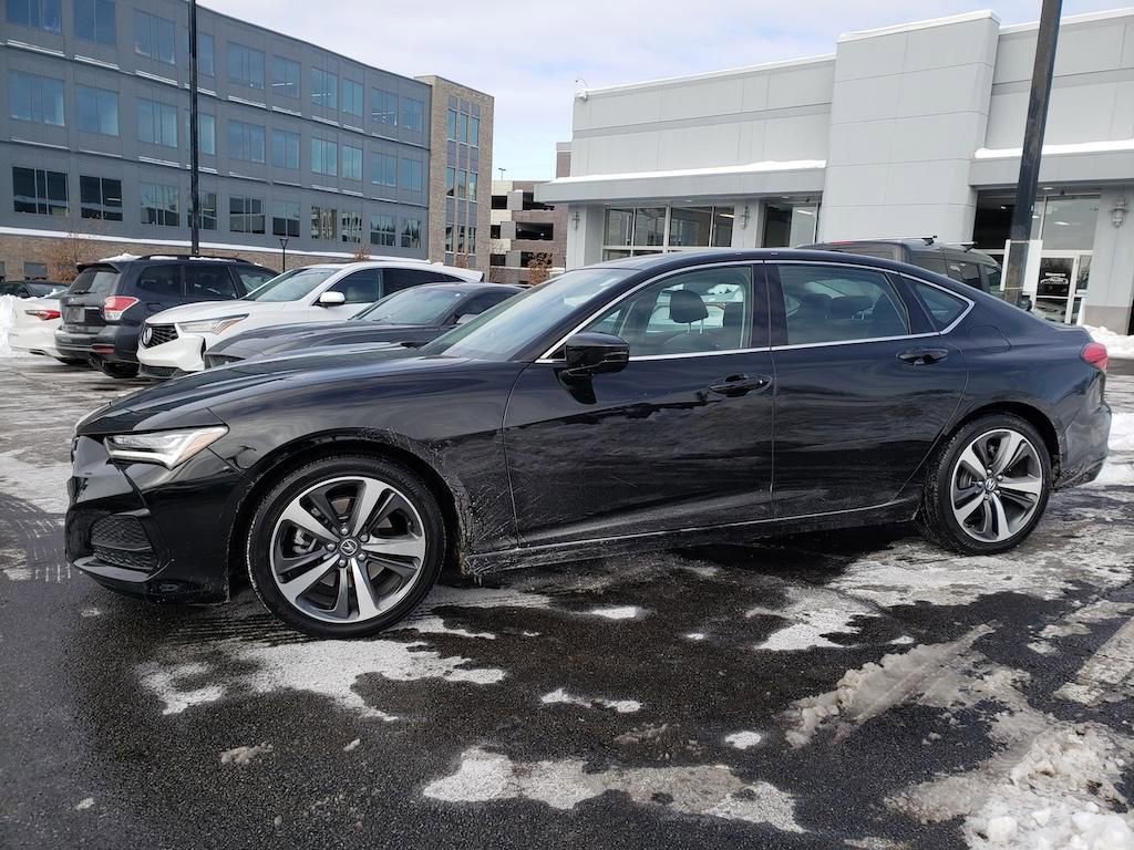 Certified 2025 Acura TLX w/ Technology Package image 6