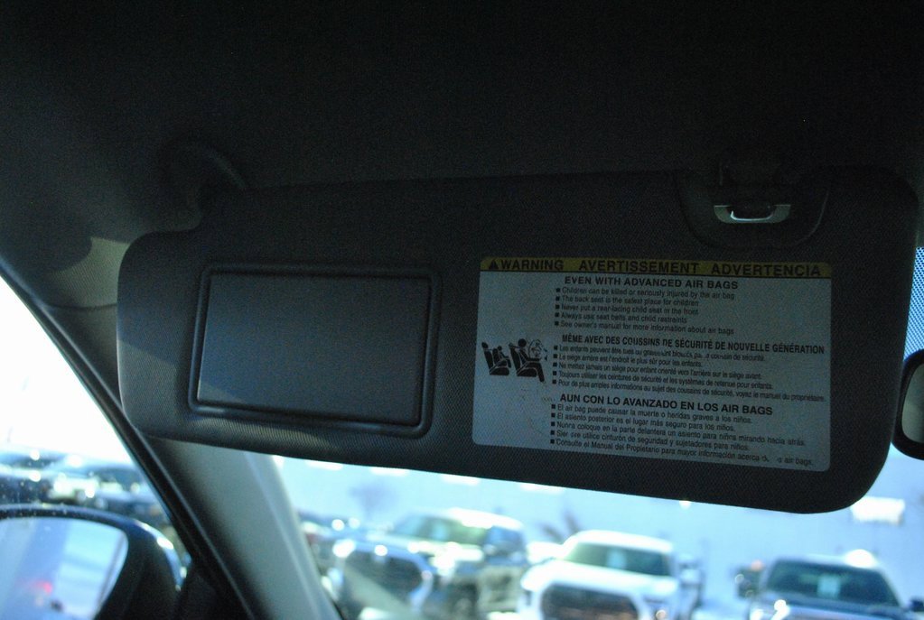 Used 2014 Toyota Highlander Limited image 31