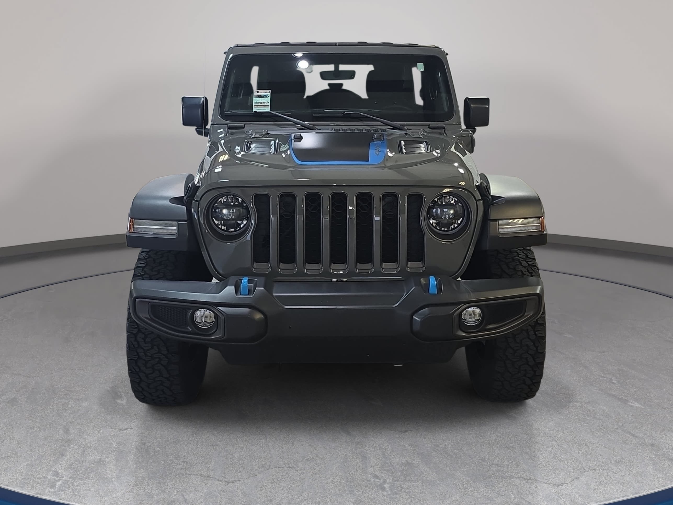 Used 2023 Jeep Wrangler Unlimited Rubicon 4xe AWD/4WD image 3