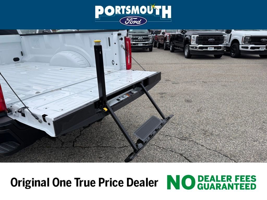 New 2026 Ford F250 XL w/ FX4 Off-Road Package image 21