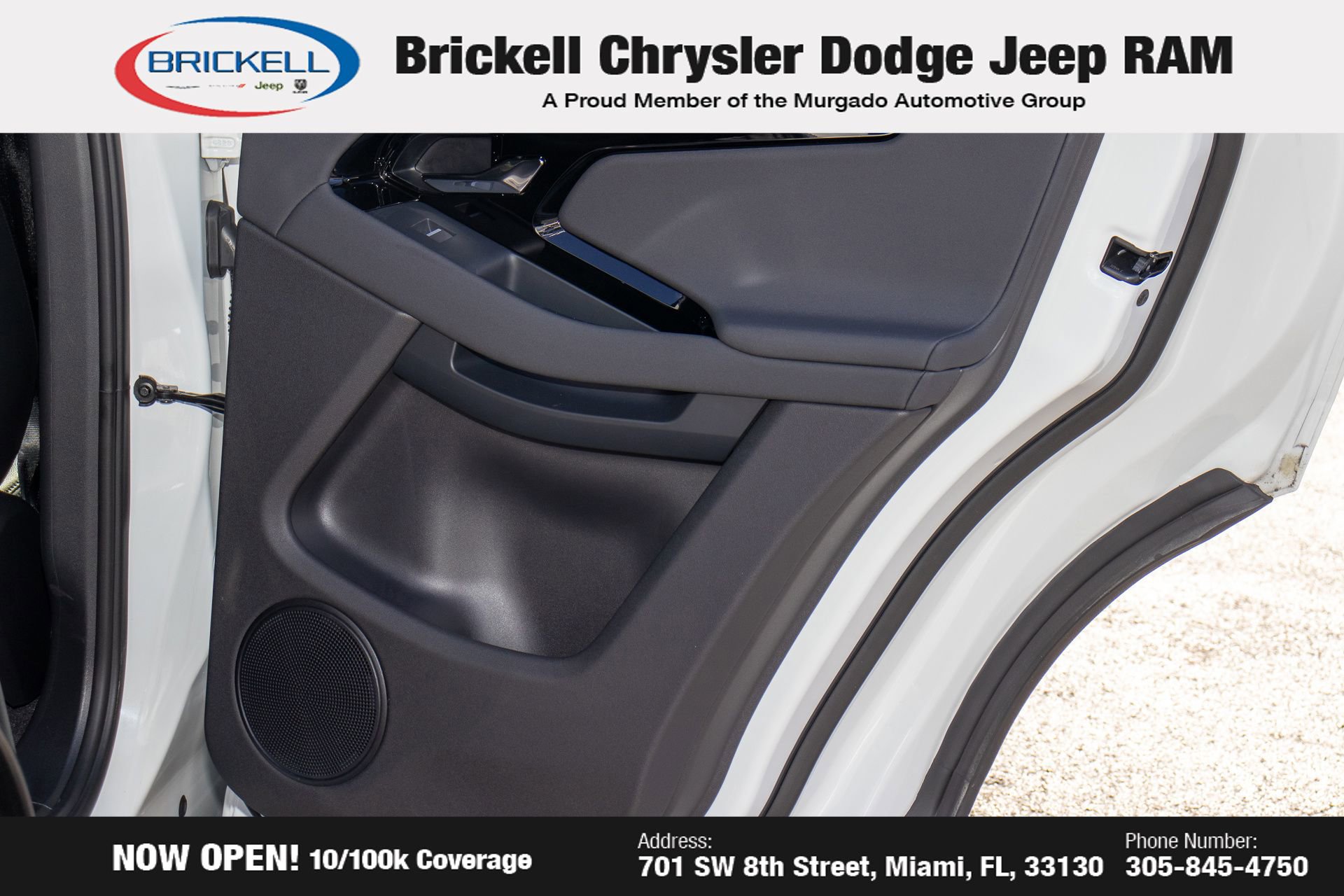 Used 2025 Land Rover Range Rover Evoque S AWD/4WD image 13