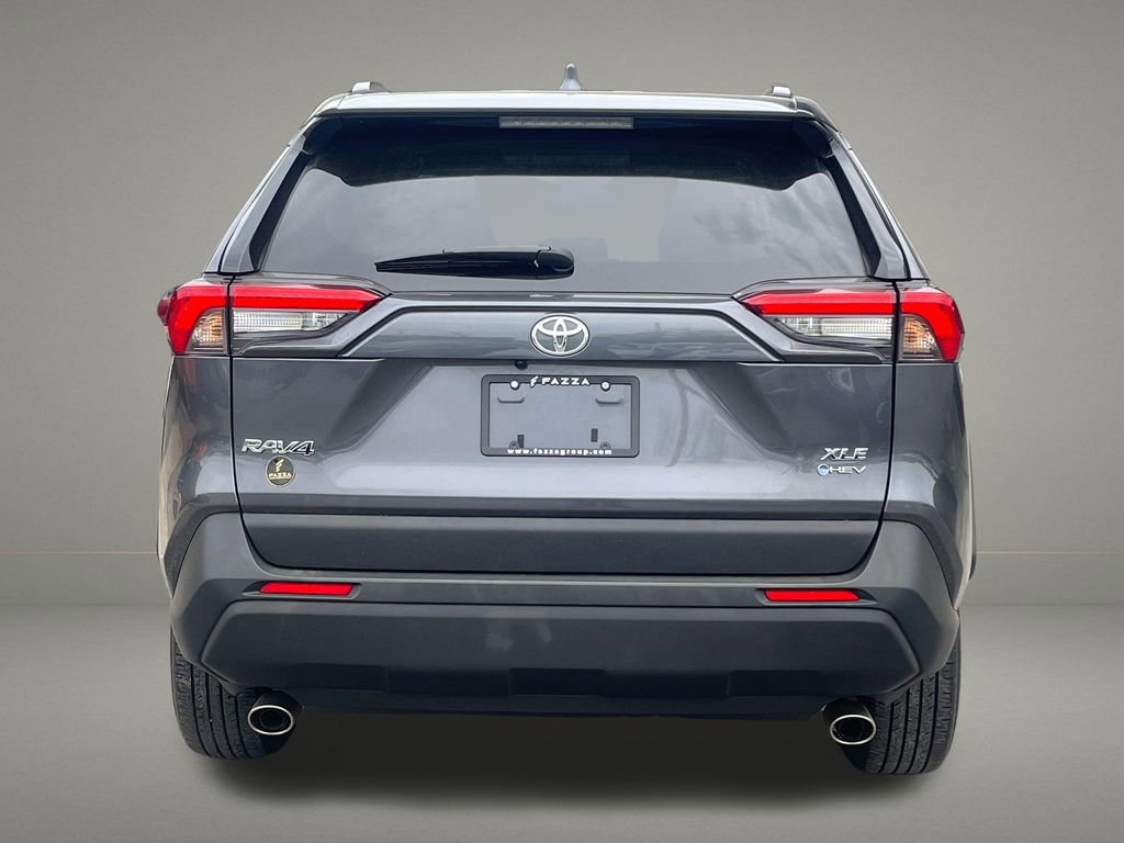 Used 2025 Toyota RAV4 XLE AWD/4WD image 4