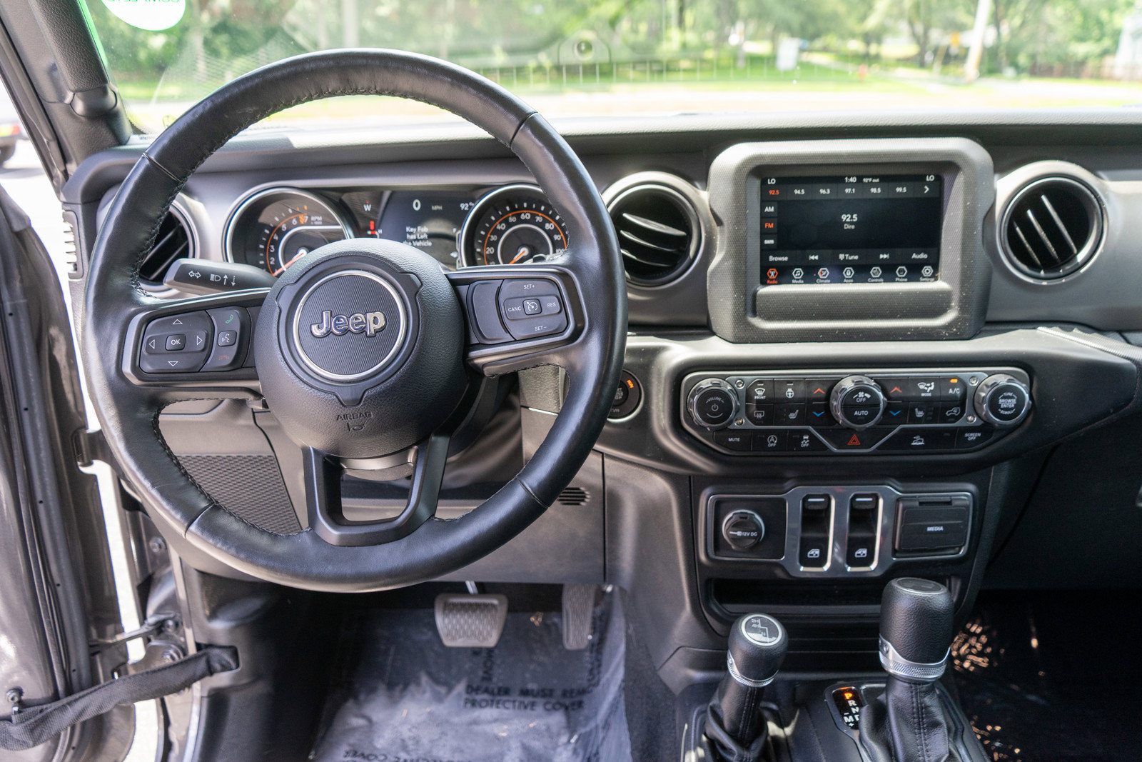 Used 2022 Jeep Wrangler Sport AWD/4WD image 12