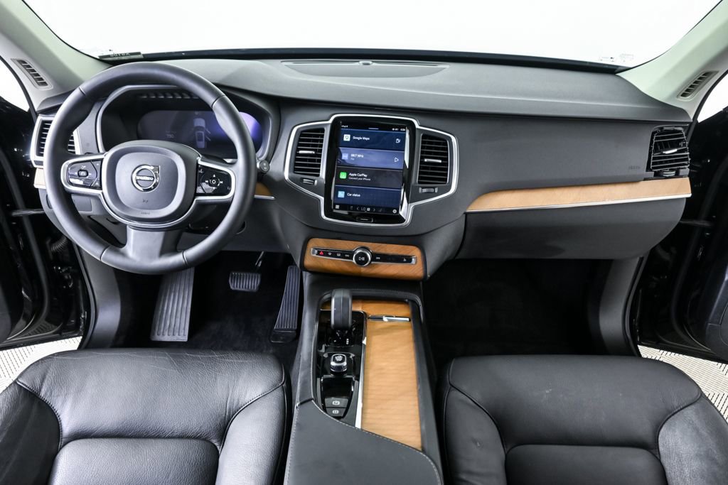 Certified 2023 Volvo XC90 B6 Core w/ Protection Package Premier AWD/4WD image 19