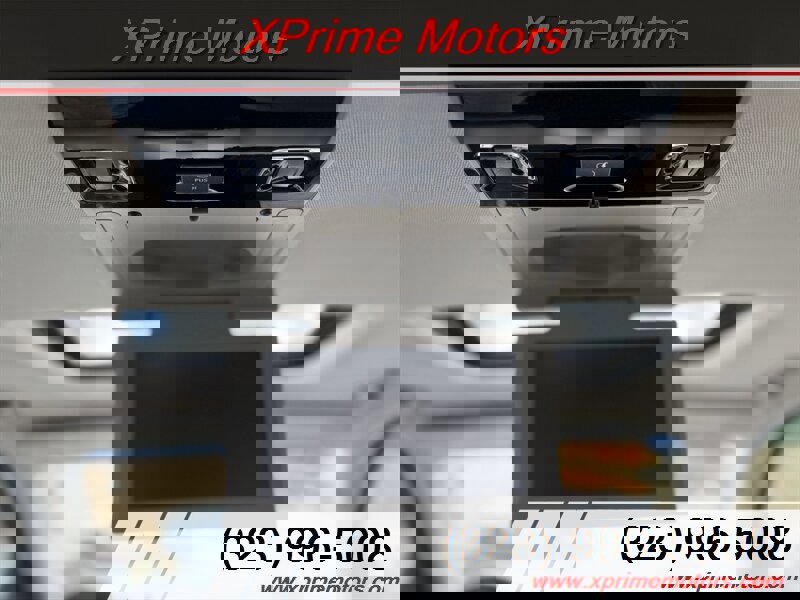 Used 2015 GMC Yukon Denali w/ Premium Package image 32