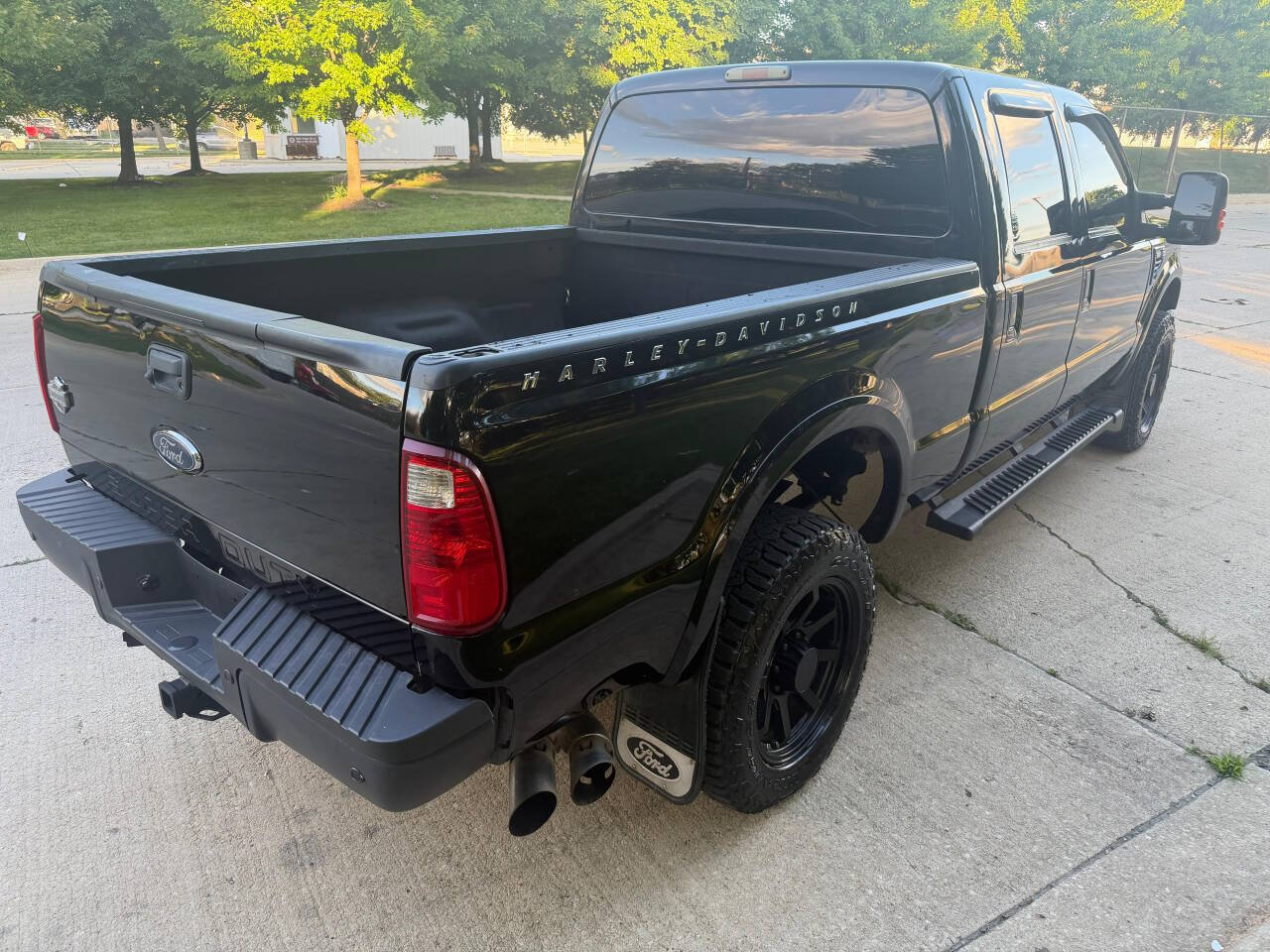 Used 2009 Ford F350 Lariat AWD/4WD image 8