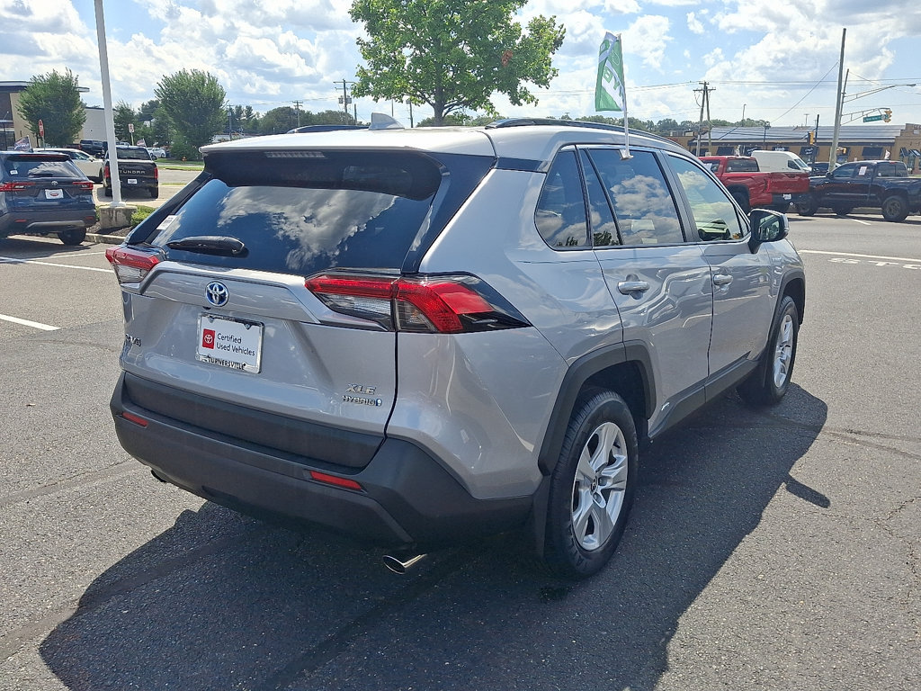 Certified 2021 Toyota RAV4 XLE w/ Convenience Package AWD/4WD image 6