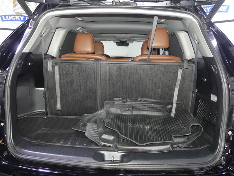 Used 2019 Toyota Highlander Limited AWD/4WD image 9