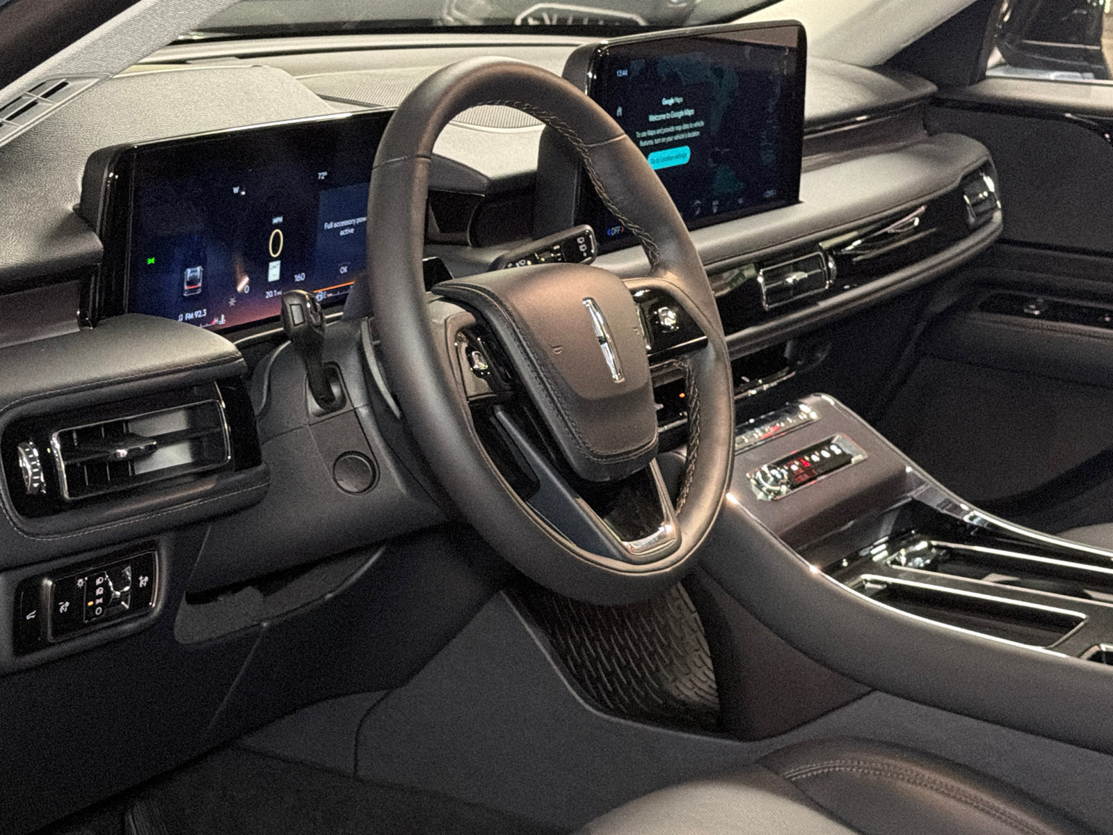 New 2027 Lincoln Aviator AWD image 15