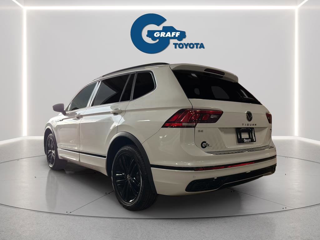 Used 2022 Volkswagen Tiguan SE R-Line image 10
