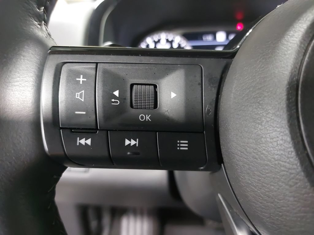 Certified 2024 Nissan Pathfinder SL AWD/4WD image 17