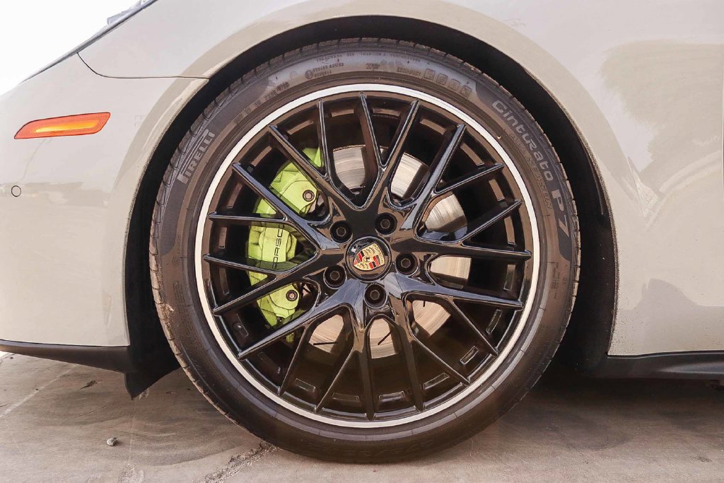 Used 2023 Porsche Panamera AWD/4WD image 12