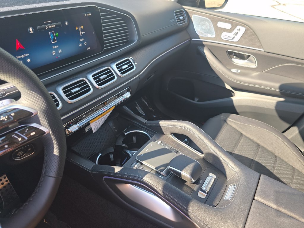 New 2026 Mercedes-Benz GLS 450 4MATIC image 33