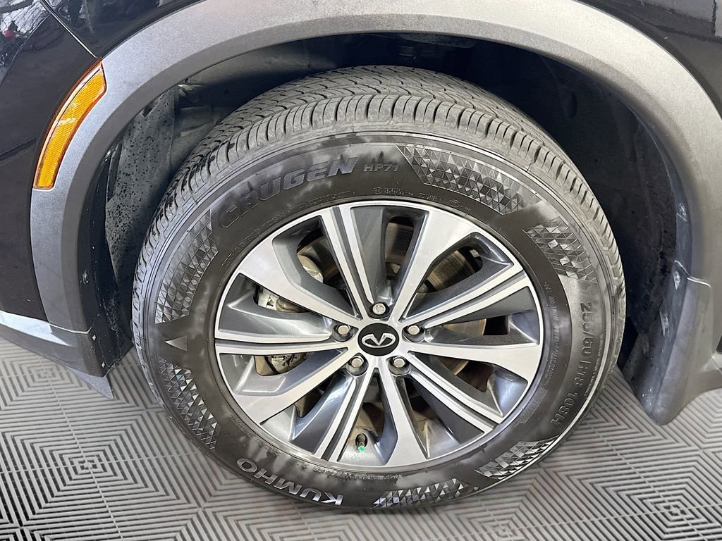 Used 2025 INFINITI QX60 Pure FWD image 32