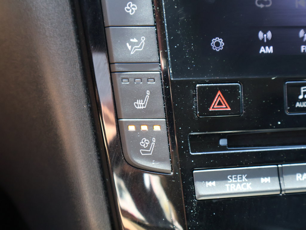 Used 2022 INFINITI QX50 Essential AWD/4WD image 40