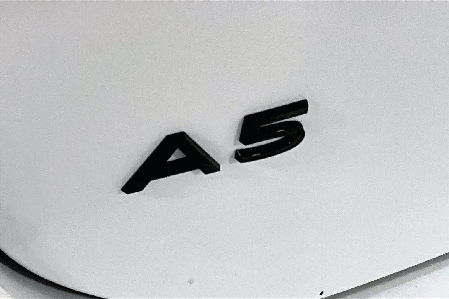 Used 2025 Audi A5 2.0T Premium Plus w/ Premium Plus AWD/4WD image 15