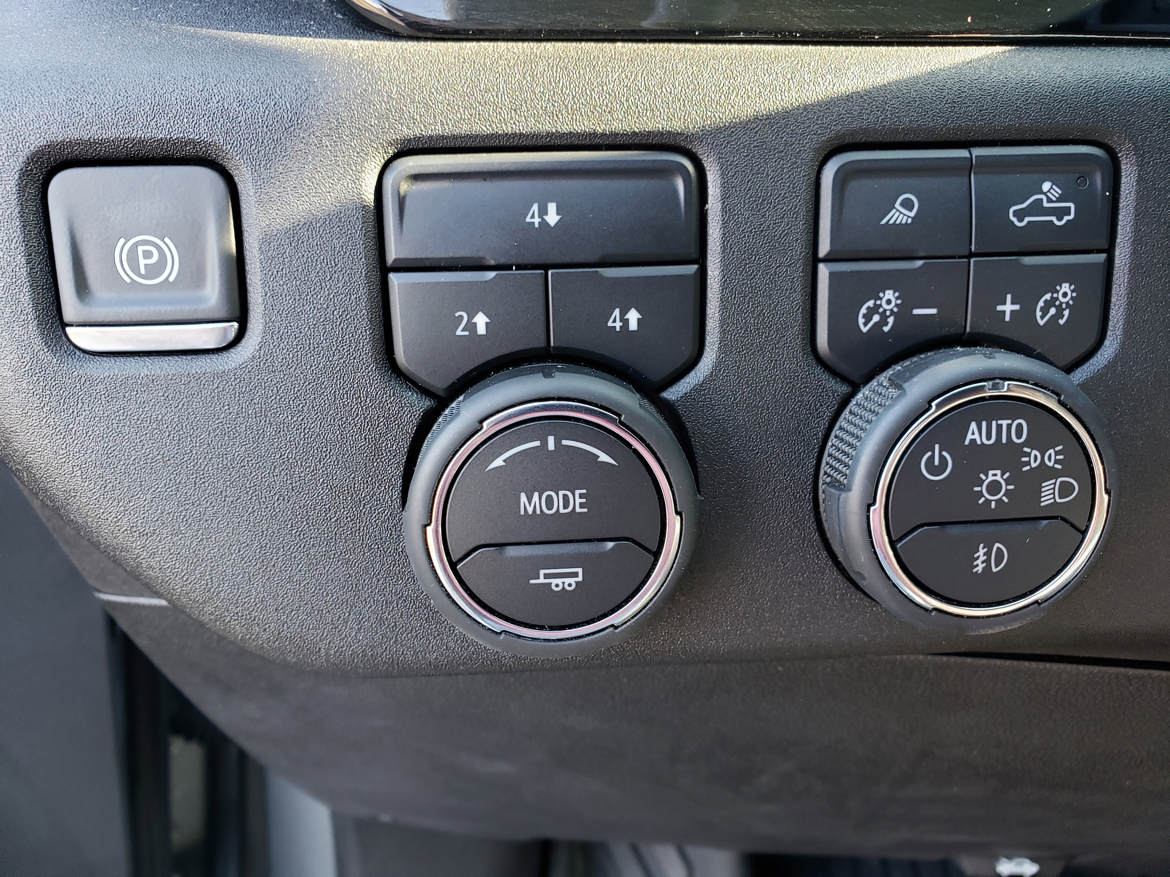 Used 2024 Chevrolet Silverado 2500 LT w/ All Star Edition image 14