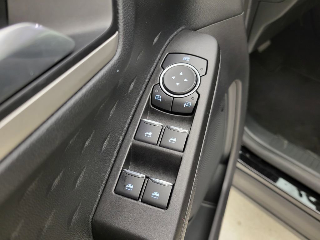 Used 2020 Ford Escape SEL image 30