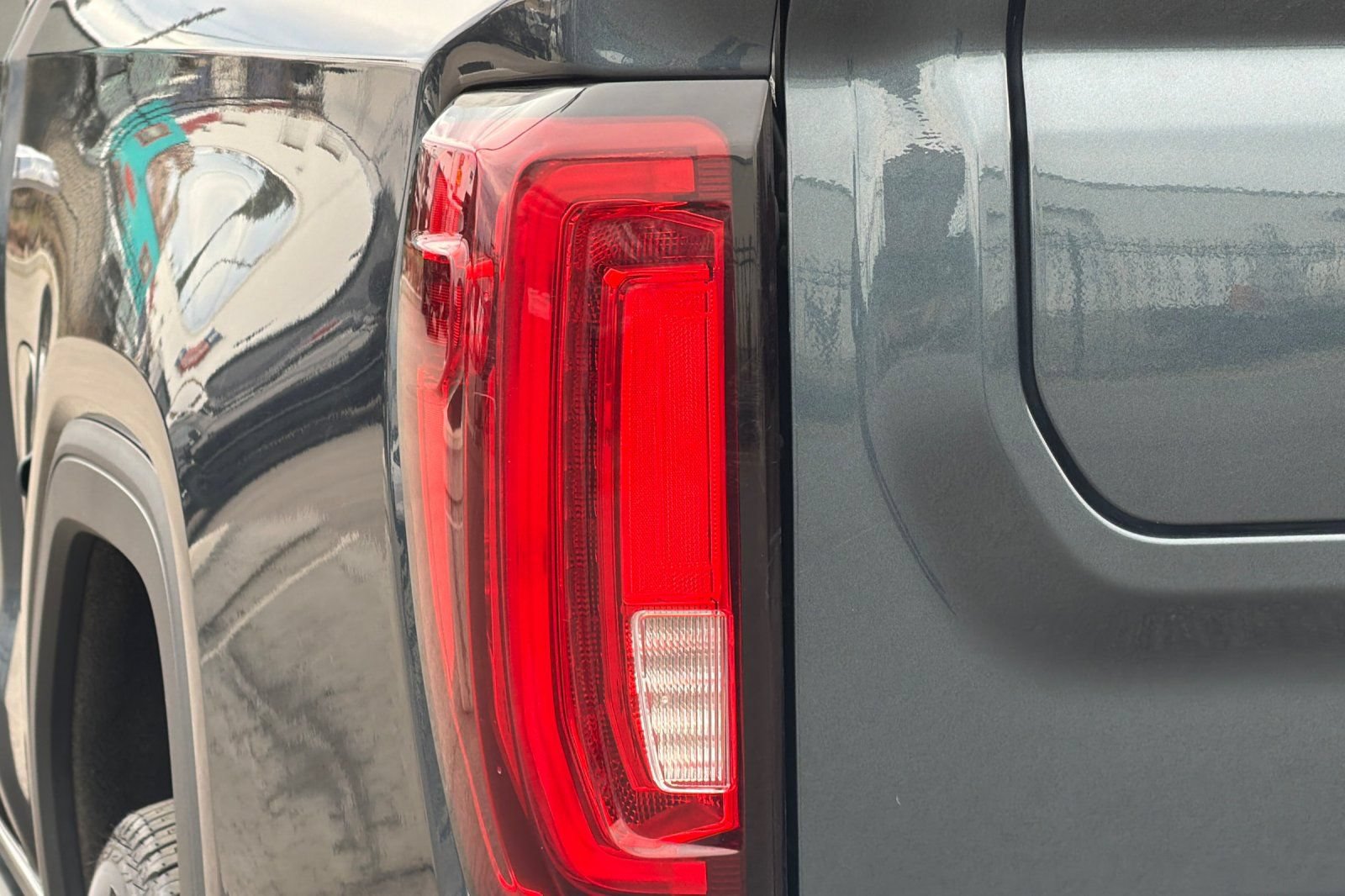 Used 2020 GMC Sierra 1500 Denali w/ Denali Ultimate Package AWD/4WD image 43