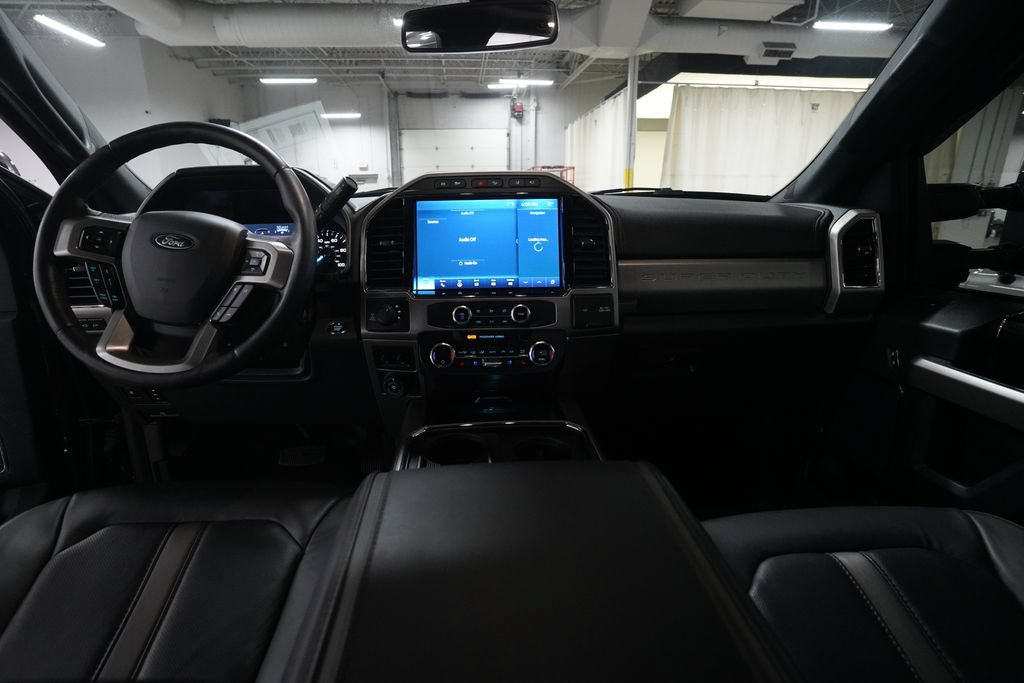 Used 2022 Ford F350 Platinum w/ FX4 Off-Road Package AWD/4WD image 5