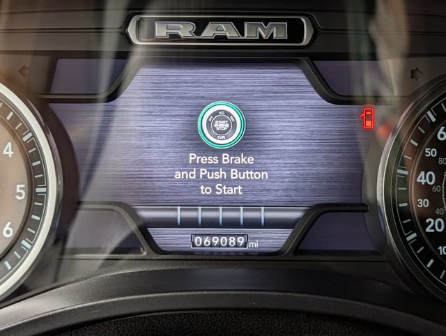 Used 2021 RAM 1500 Big Horn AWD/4WD image 18