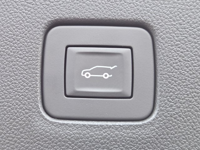 New 2026 Buick Envista Sport Touring w/ Convenience I Package FWD image 17