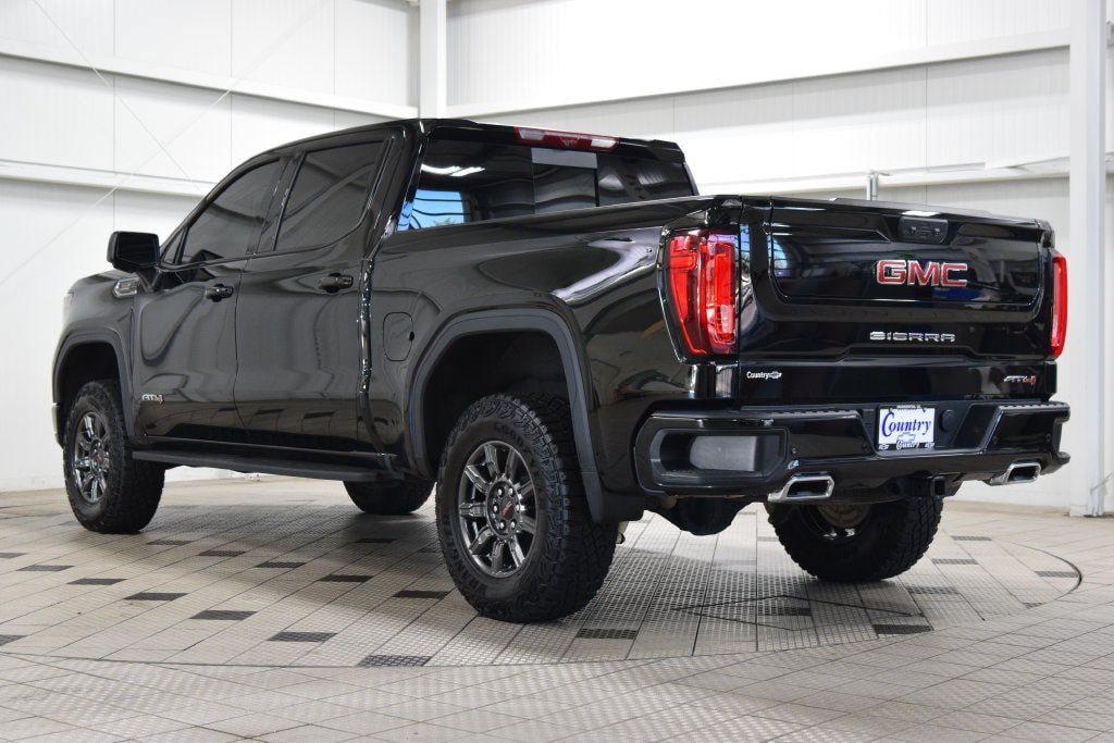 Used 2025 GMC Sierra 1500 AT4 w/ AT4 Premium Package AWD/4WD image 6