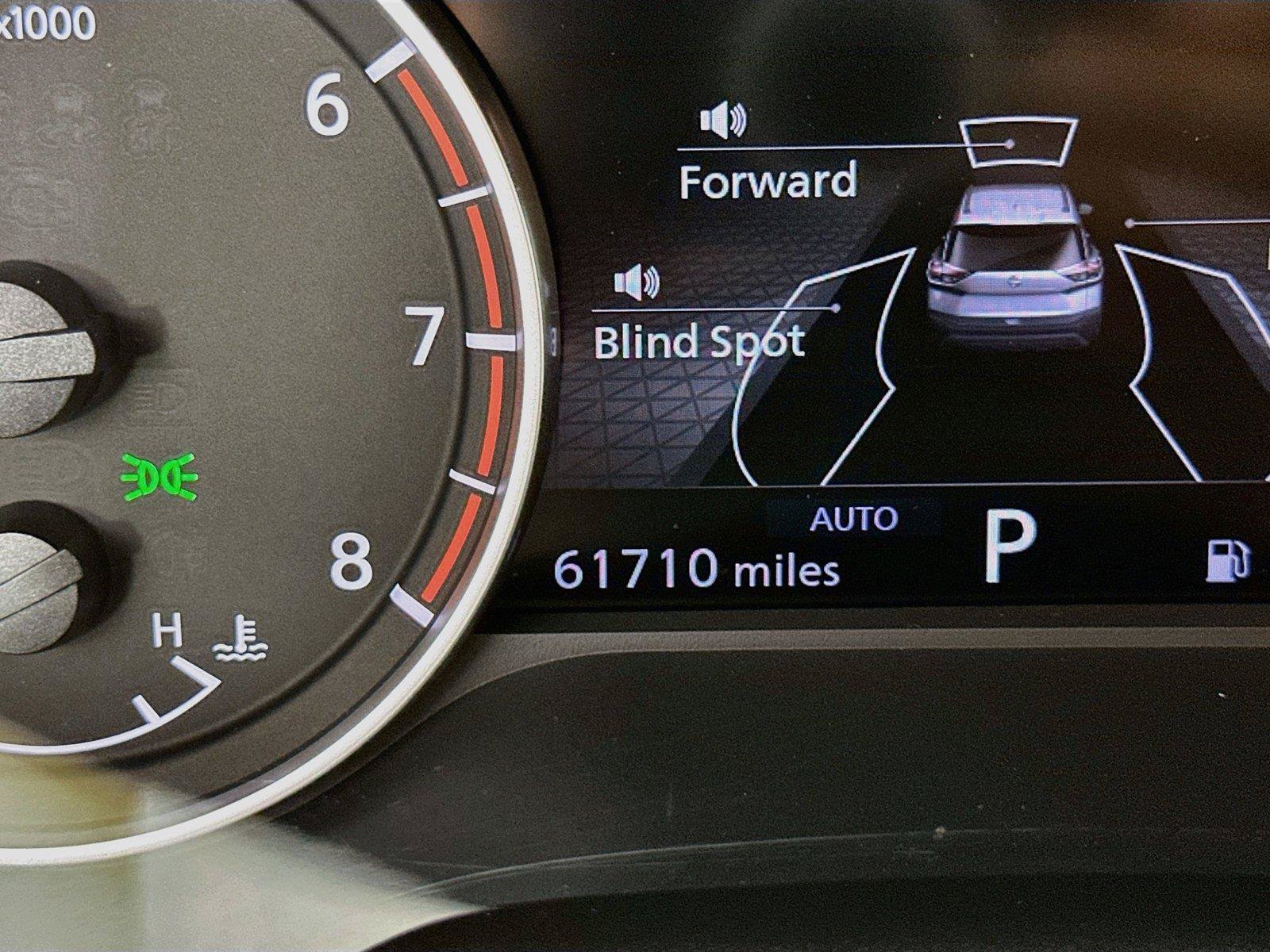 Used 2023 Nissan Rogue SV AWD/4WD image 18