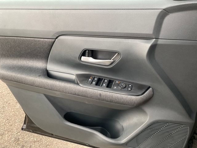 New 2026 Nissan Kicks SV w/ SV Premium Package image 14