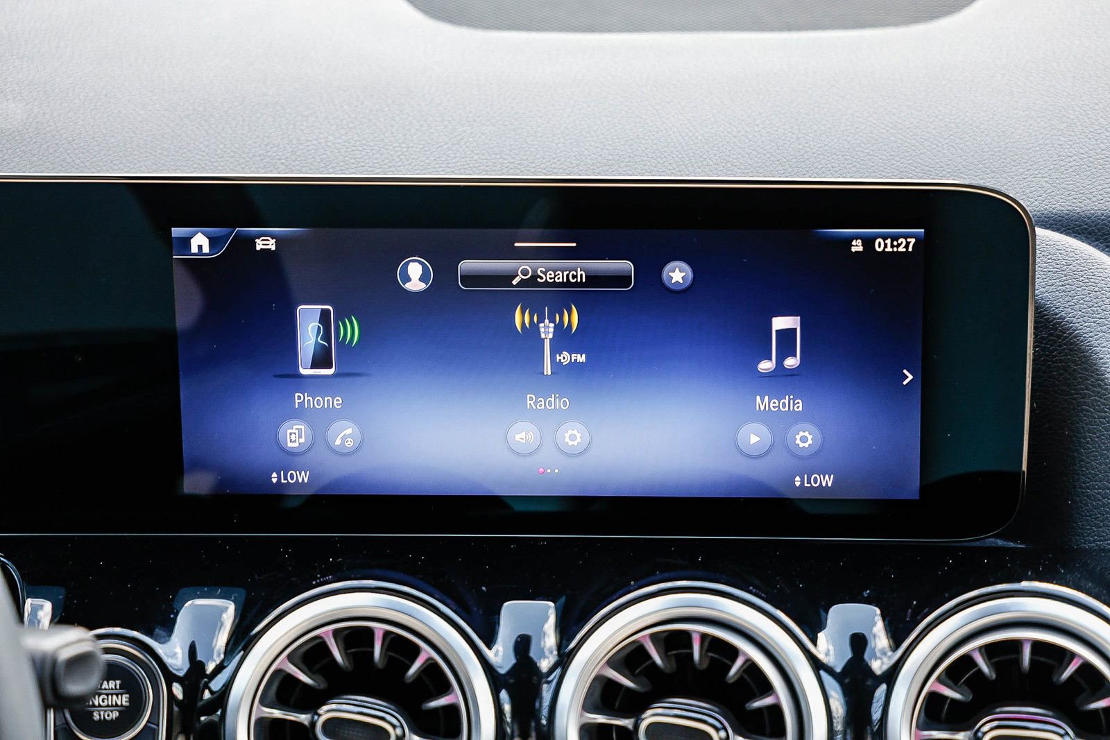 Certified 2025 Mercedes-Benz GLA 250 image 12